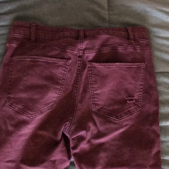 Red/purple ripped jeans - Picture 3 of 5